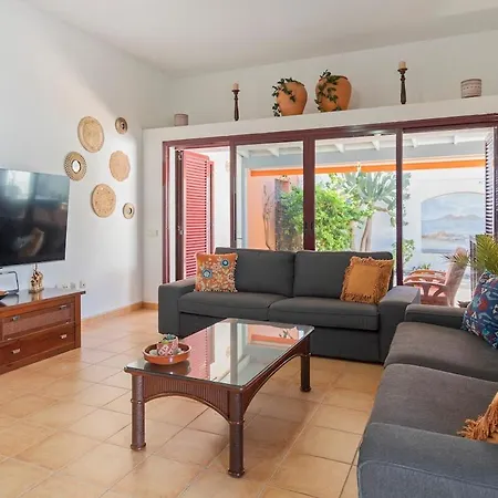 Casa Kiky, Boho-chic With Botanical Garden *