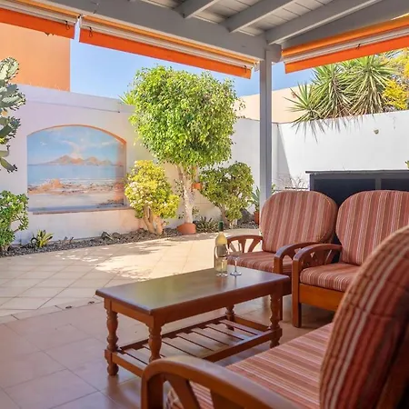 Casa Kiky, Boho-chic With Botanical Garden La Oliva