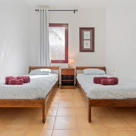 Villa Casa Kiky, Boho-chic With Botanical Garden La Oliva